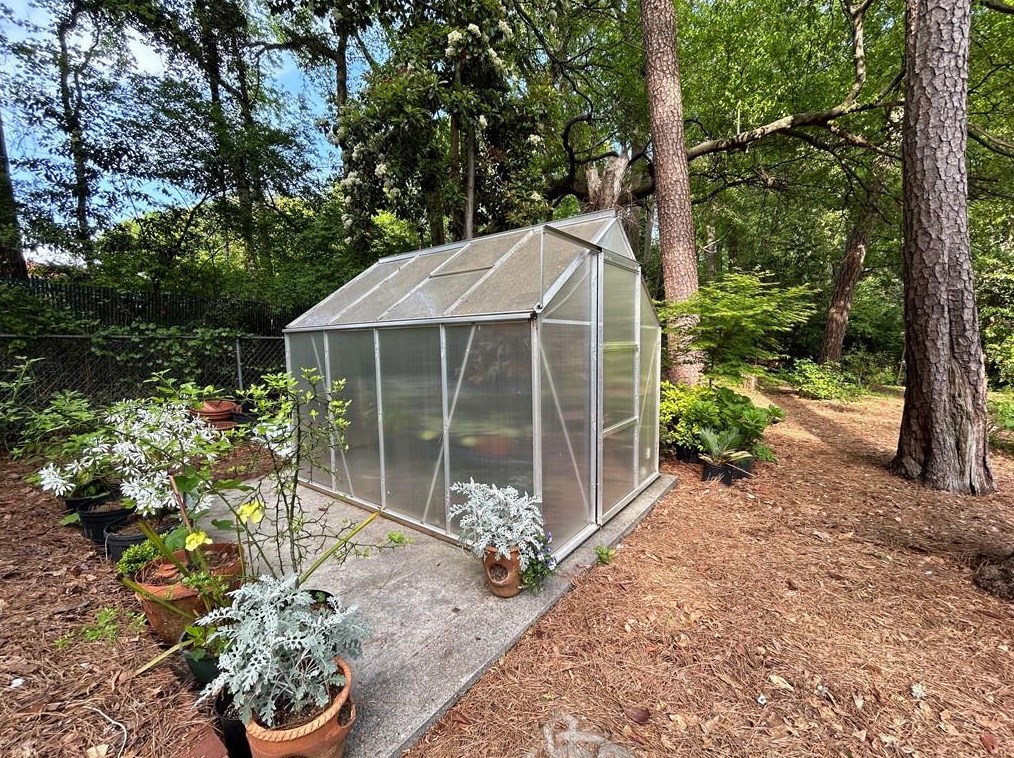 1511 Sanden Ferry Dr, Decatur GA  30033-3347 exterior