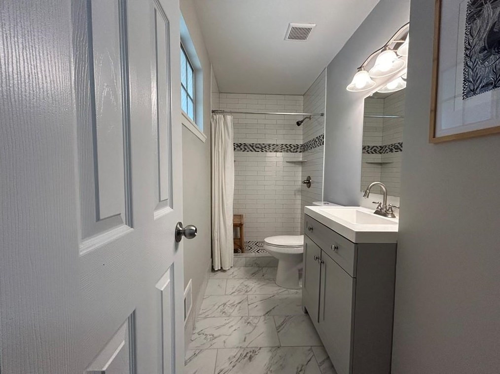 1511 Sanden Ferry Dr, Decatur GA  30033-3347 exterior