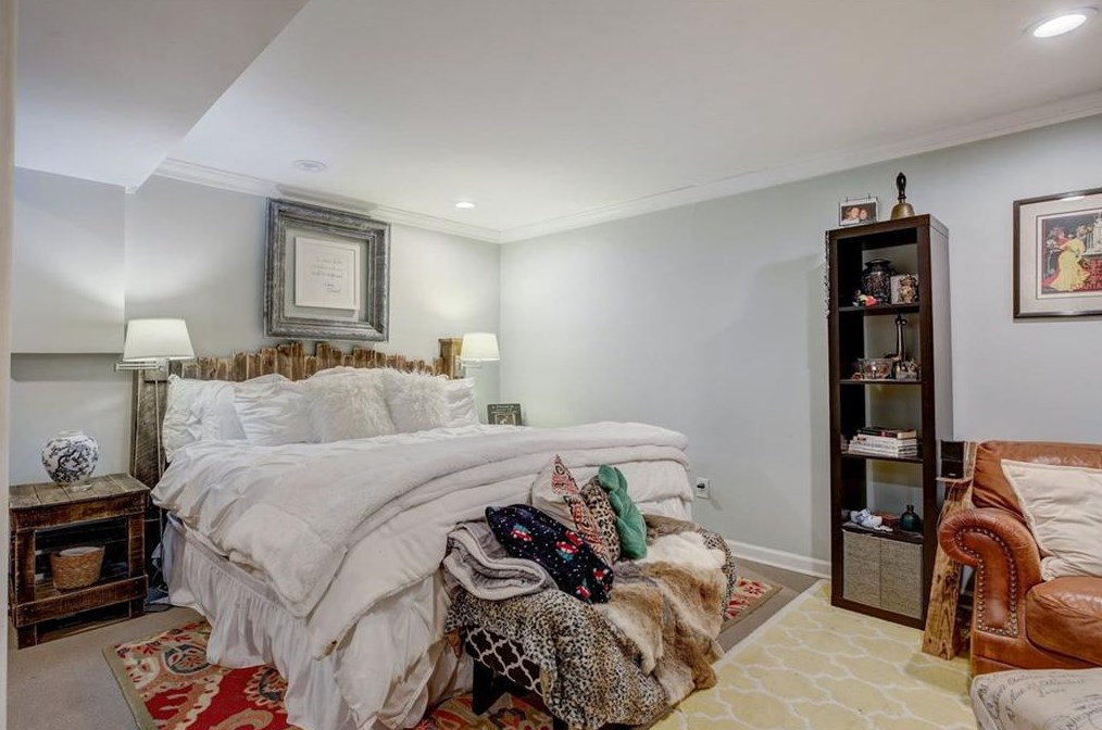 100 Springdale St, Decatur GA  30030-2038 exterior