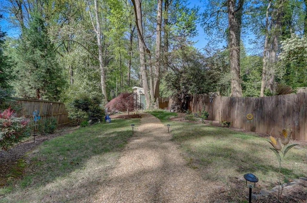 100 Springdale St, Decatur GA  30030-2038 exterior