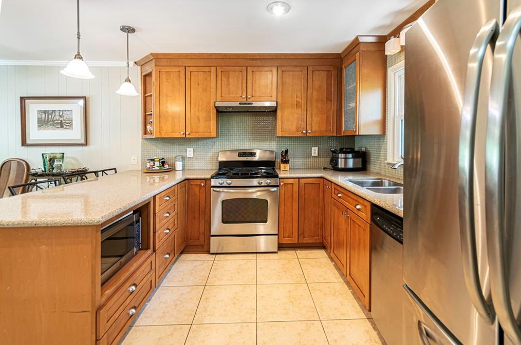 1161 Mayfield Dr, Decatur GA  30033-3332 exterior