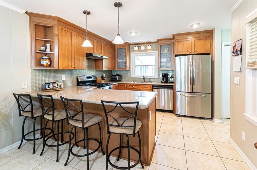 1161 Mayfield Dr, Decatur GA  30033-3332 exterior