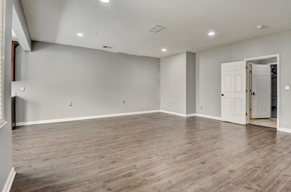 418 Creekview Trl, Smyrna GA  exterior