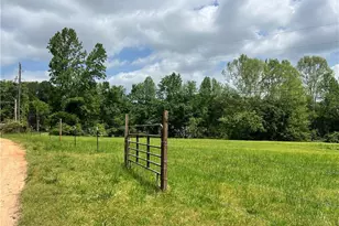 121 Carver Dr, Jefferson, GA 30549 - Photo 12