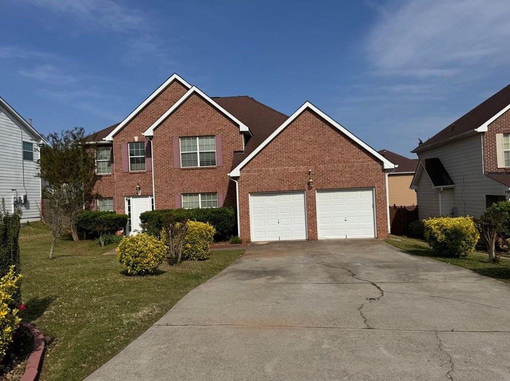 9382 Waters Edge Dr, Jonesboro, GA 30236-8032