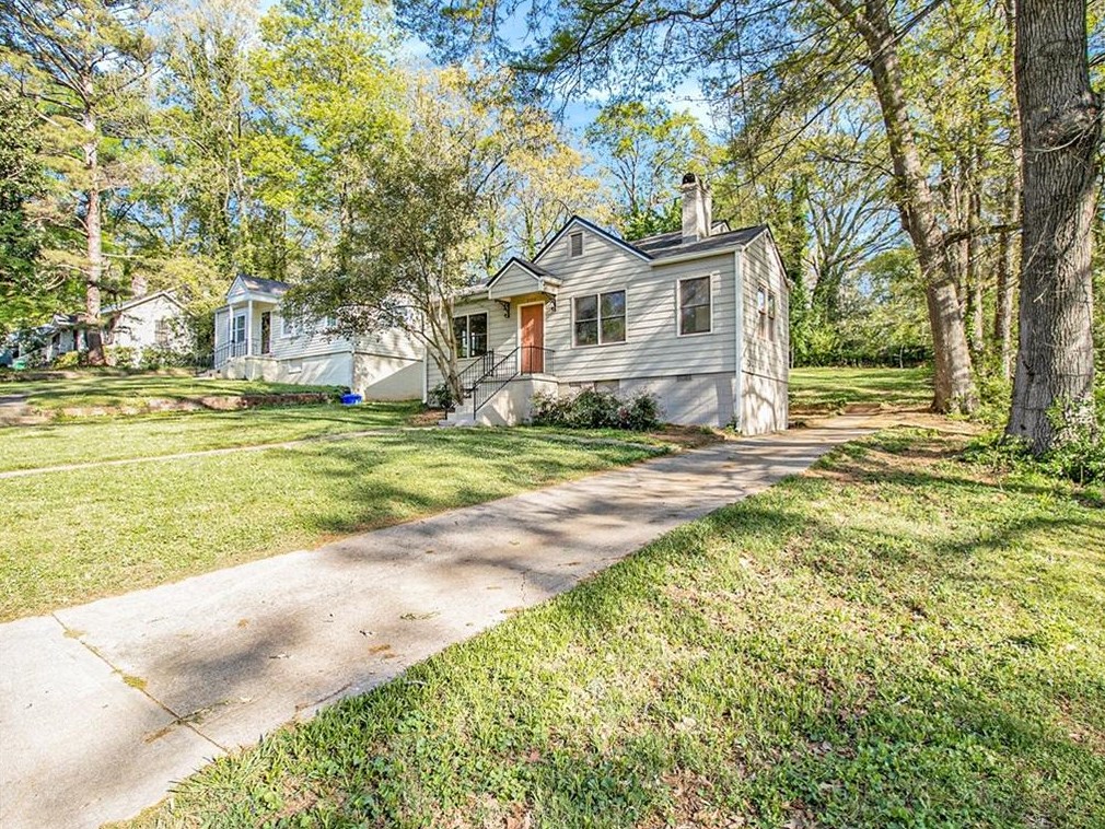 2594 Eastwood Dr, Decatur, GA 30032-3224