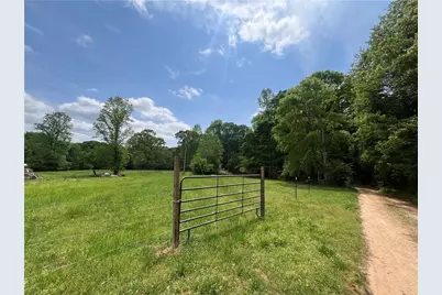 121 Carver Drive, Jefferson, GA 30549 - Photo 6