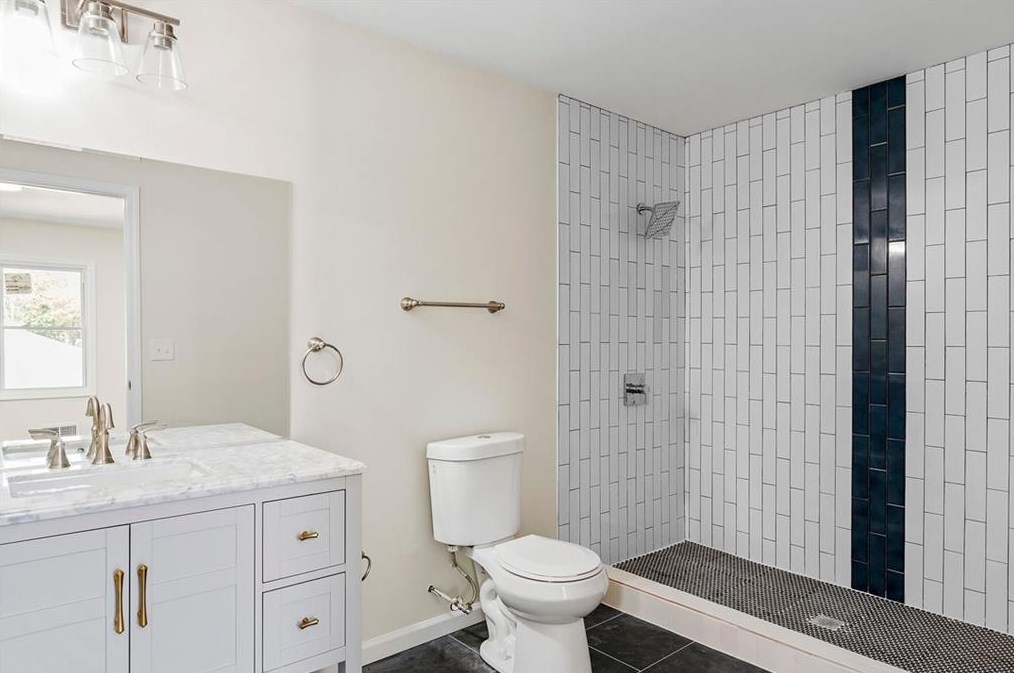 3412 Elmtree Dr, Atlanta GA  30311-3028 exterior