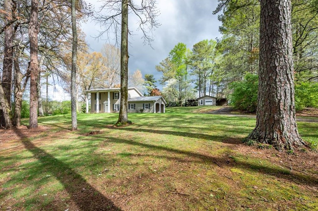 52 Paradise Ln, Big Canoe, GA 30143