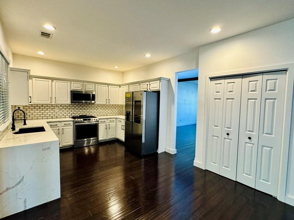 2904 Cottesford Way, Smyrna GA  30080-2192 exterior