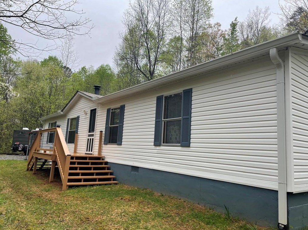 354 Pine Tree Ln, Dahlonega, GA 30533-5734