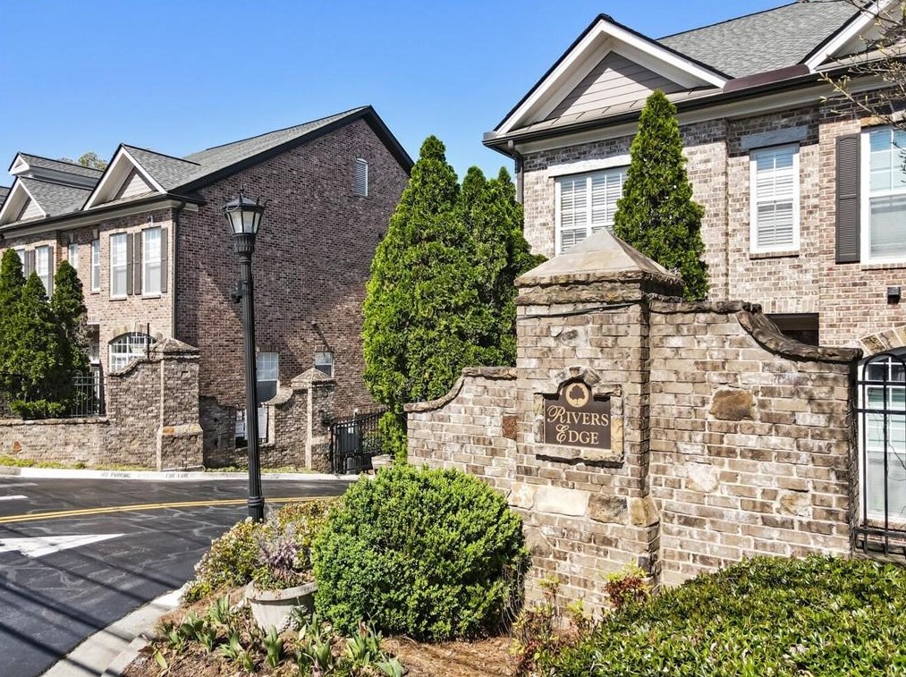 2663 Rivers Edge Dr Ne, Atlanta, GA 30324