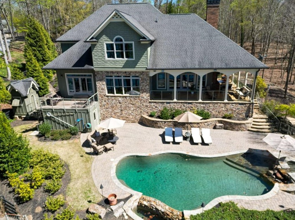 5473 Dogwood Ln, Gainesville, GA 30504-5125