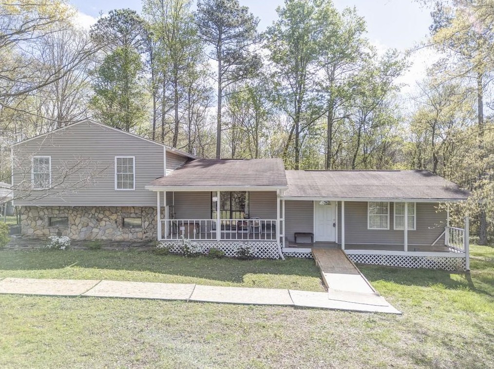 182 Daisy St Nw, Resaca, GA 30735