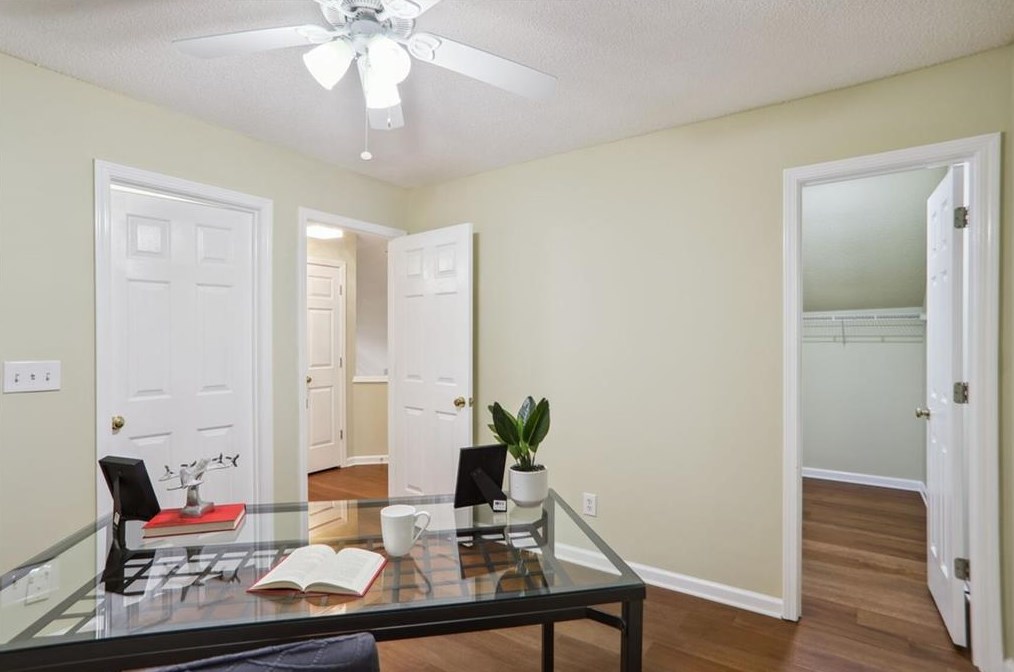 3025 Oxwell Dr, Duluth GA  30096-9217 exterior