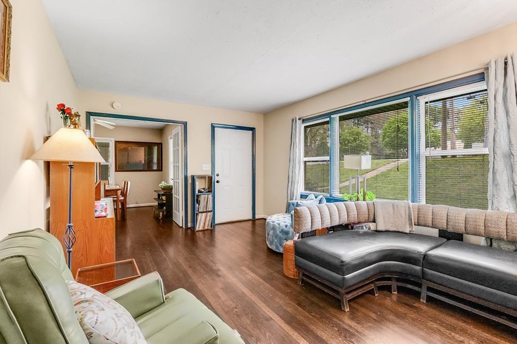 2165 2nd Ave, Decatur GA  30032 exterior