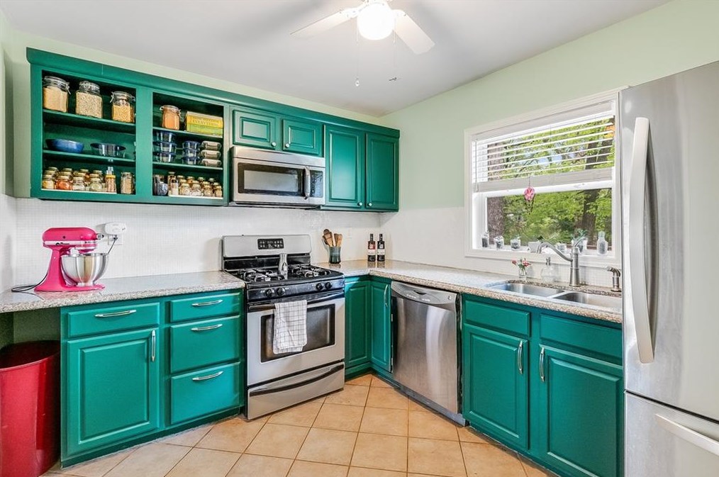 2165 2nd Ave, Decatur GA  30032 exterior