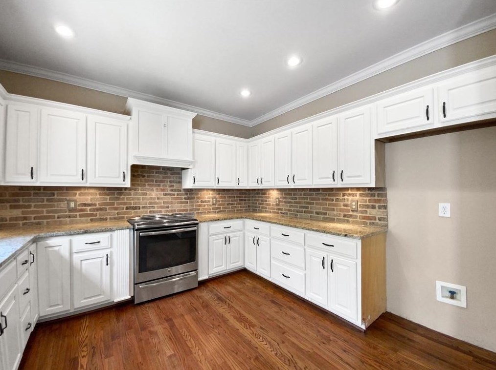 5276 Hickory Walk Ter, Conyers GA  exterior