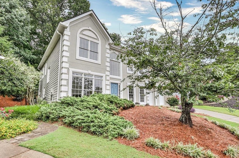 215 Harbour Ridge Ct, Alpharetta, GA 30005