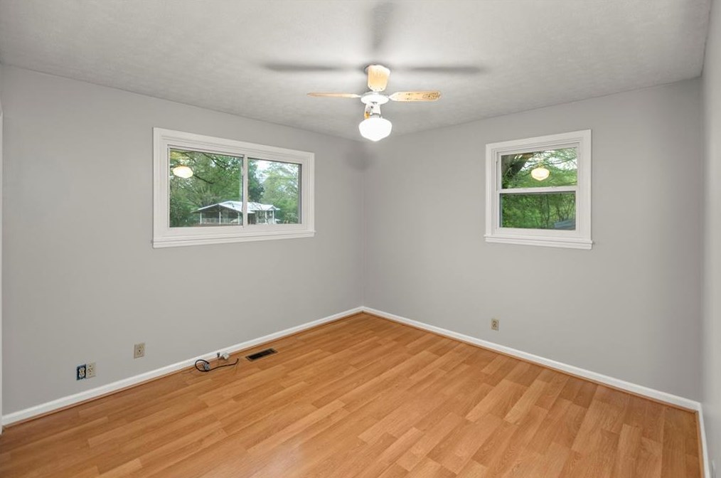 144 Danny Cir, Calhoun GA 30701-9110 exterior