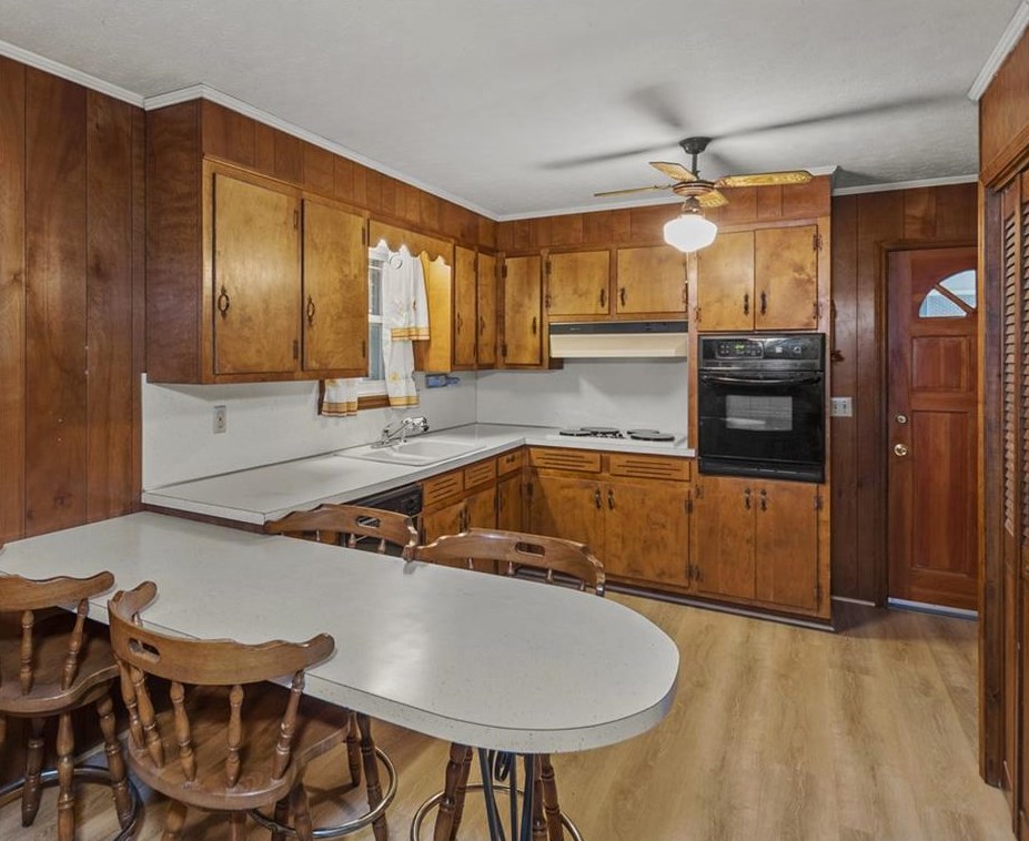 144 Danny Cir, Calhoun GA 30701-9110 exterior