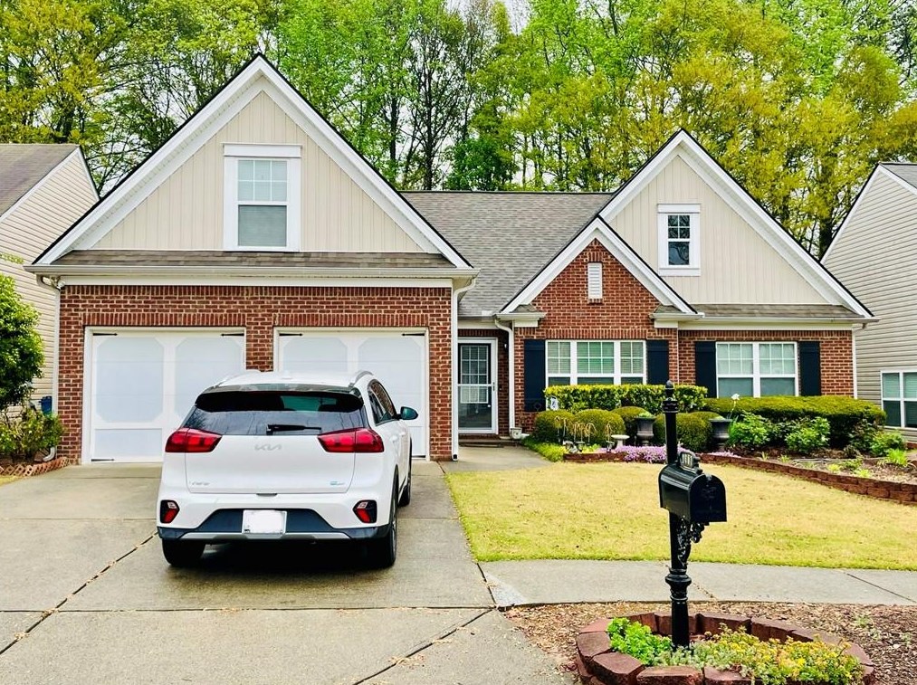 2607 Woodford Ln, Buford, GA 30519-6116