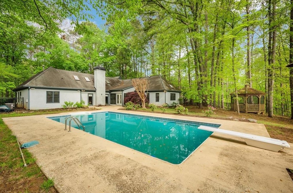 15445 Thorntree Run, Alpharetta, GA 30004-2648