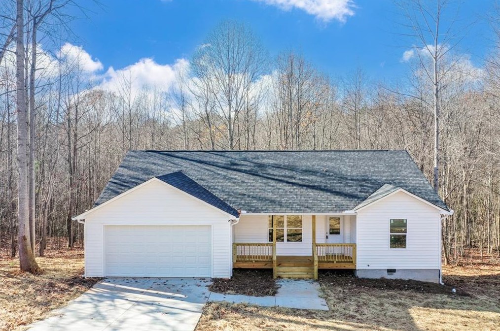 515 Day Star Ln, Mount Airy, GA 30563-4154