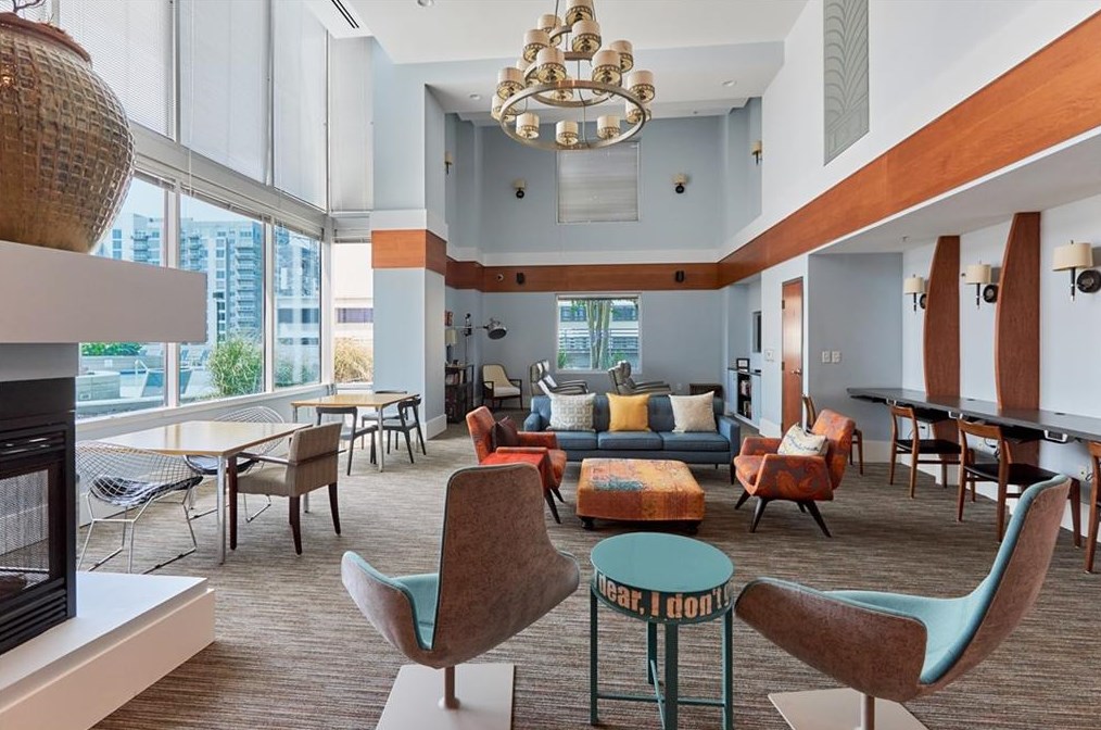 860 Peachtree St, Atlanta GA  30308-1289 exterior