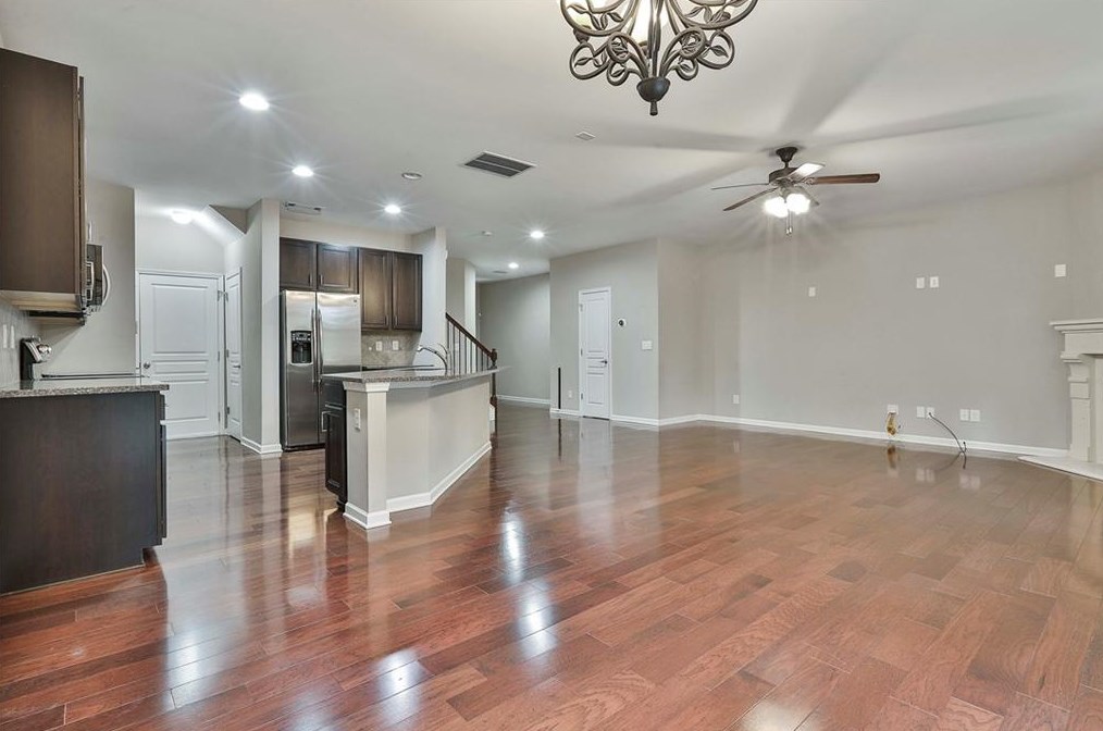 1568 Lenox Overlook Rd, Atlanta GA  30329-1528 exterior