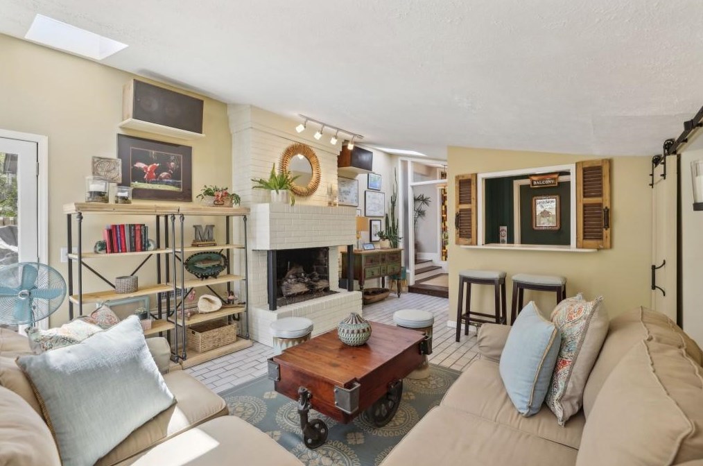 2123 Abby Ln, Atlanta GA  30345-3516 exterior