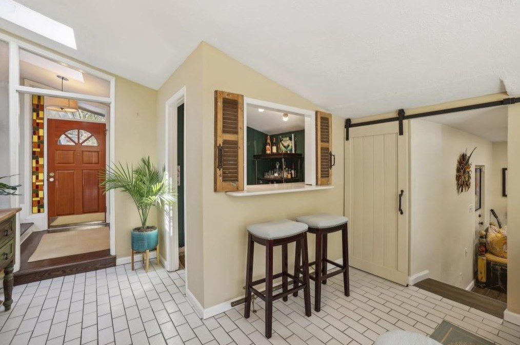 2123 Abby Ln, Atlanta GA  30345-3516 exterior