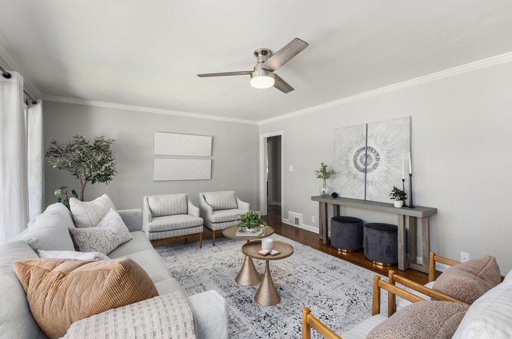 1355 Amanda Cir, Decatur GA  30033-1950 exterior