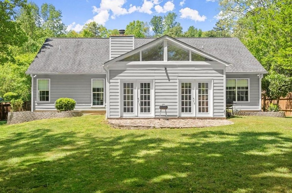 3905 Piper Glen Dr, Buford GA  30519-3987 exterior