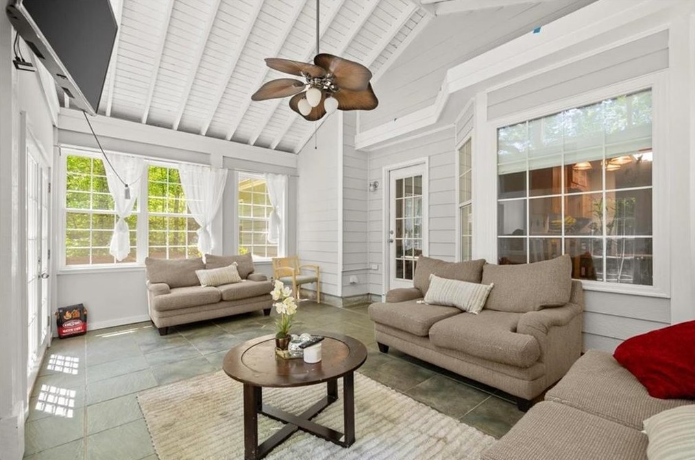 3905 Piper Glen Dr, Buford GA  30519-3987 exterior