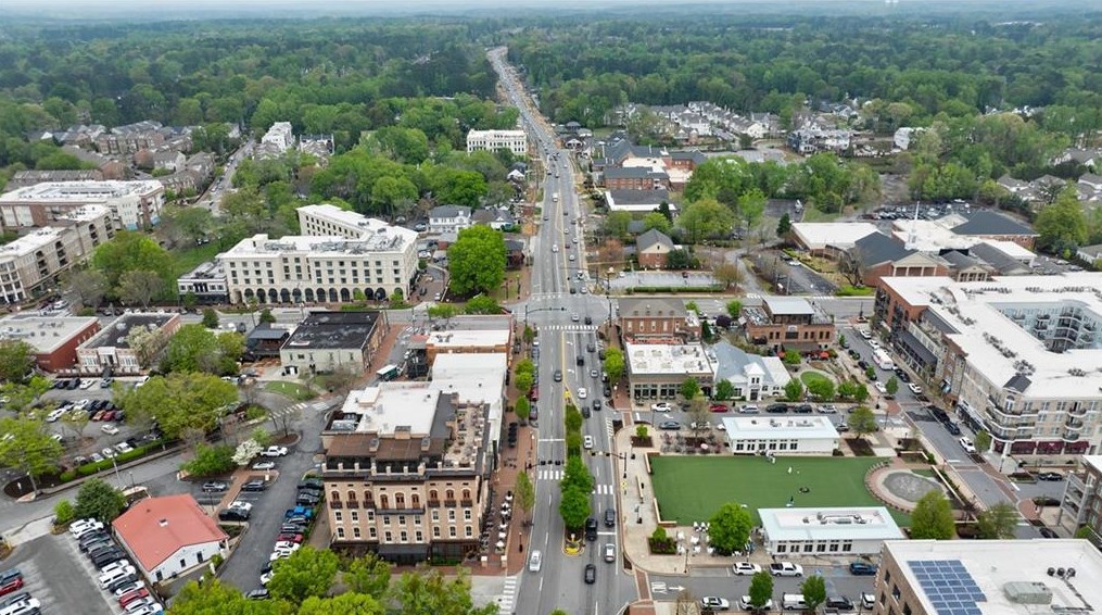 308 Nottaway Ln, Alpharetta GA 30009-2287 exterior