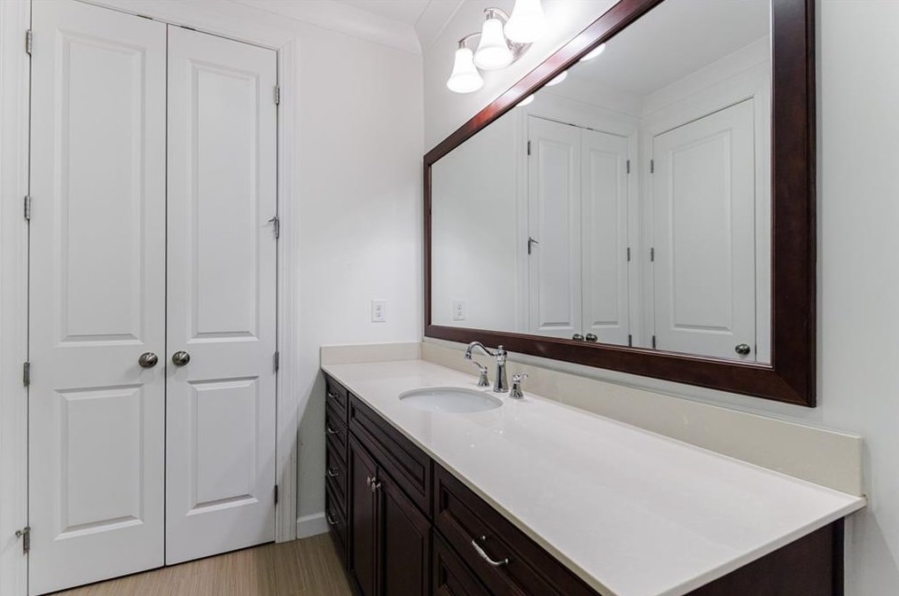 308 Nottaway Ln, Alpharetta GA 30009-2287 exterior