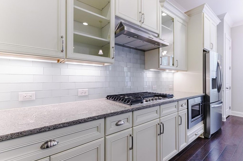 308 Nottaway Ln, Alpharetta GA 30009-2287 exterior