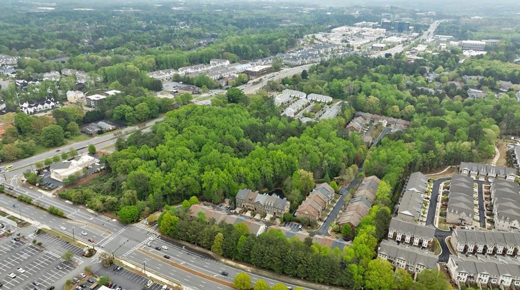 308 Nottaway Ln, Alpharetta GA 30009-2287 exterior