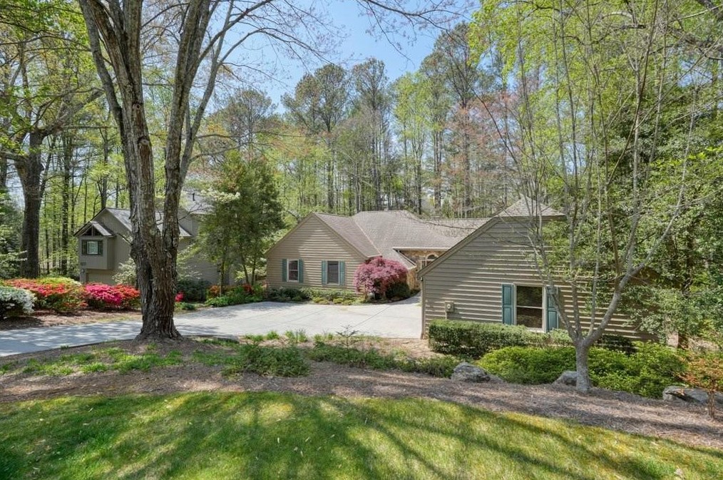 4223 Sterling Shire Ct, Roswell, GA 30075-2661