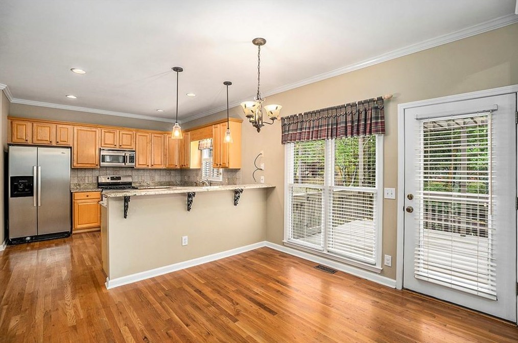519 Chestnut Walk, Holly Springs, GA 30114