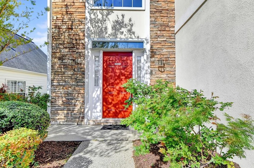 125 Aven Ct, Alpharetta, GA 30004