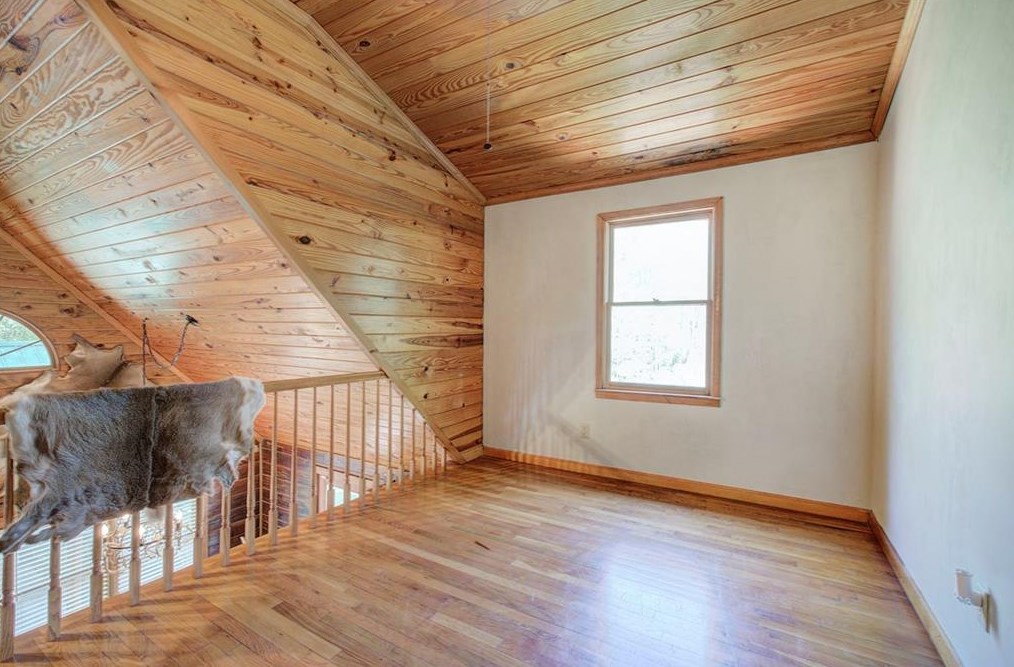 4134 Dews Pond Rd, Calhoun GA  30701-4337 exterior