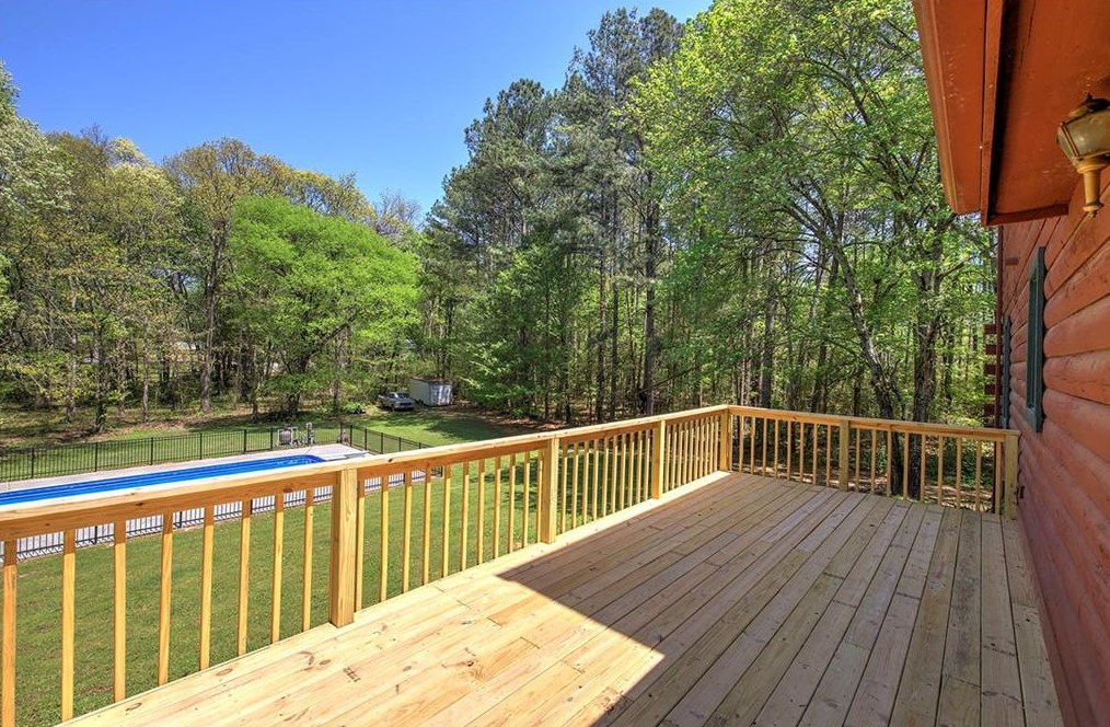 4134 Dews Pond Rd, Calhoun GA  30701-4337 exterior