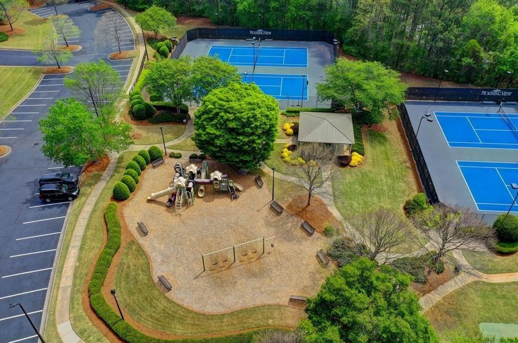 4028 Windgrove Xing, Suwanee GA  30024-7099 exterior