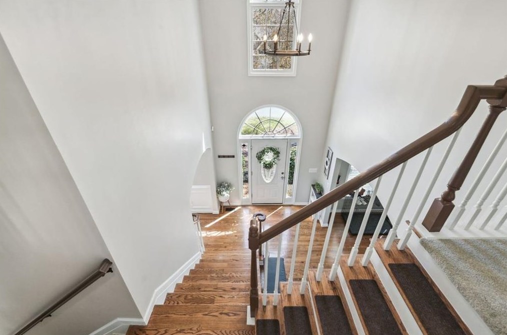 4028 Windgrove Xing, Suwanee GA  30024-7099 exterior