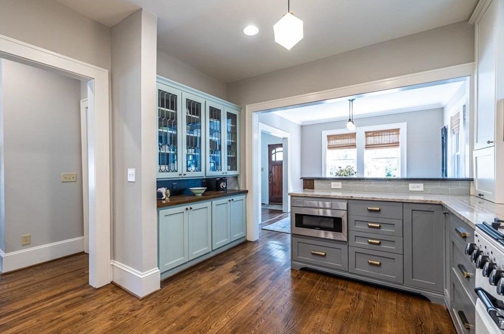 261 Second Ave, Decatur GA  30030-3551 exterior