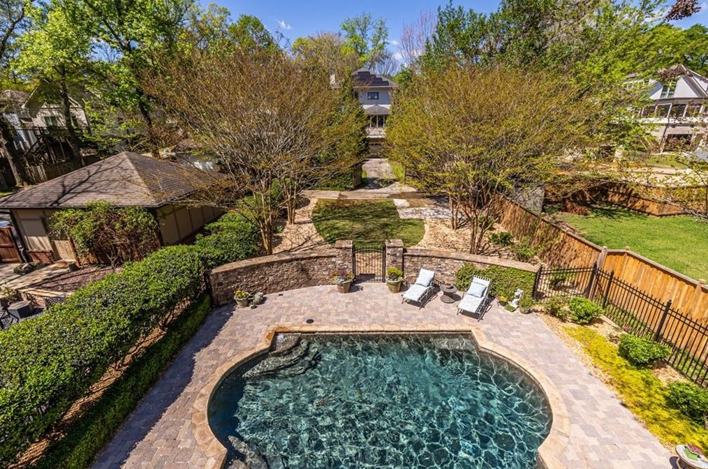 261 Second Ave, Decatur GA  30030-3551 exterior