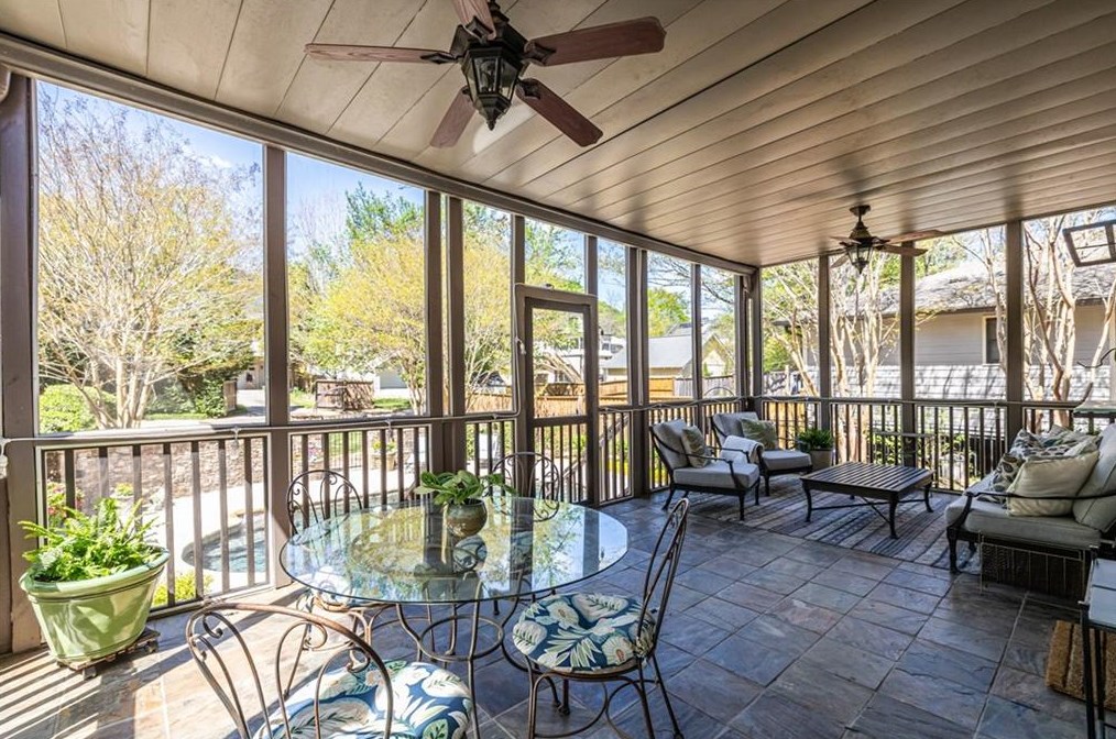 261 Second Ave, Decatur GA  30030-3551 exterior