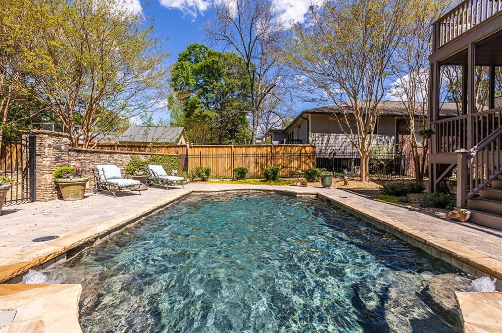 261 Second Ave, Decatur GA  30030-3551 exterior